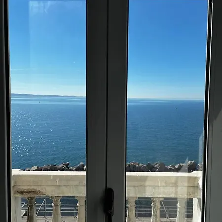 Villa Tergeste 3*