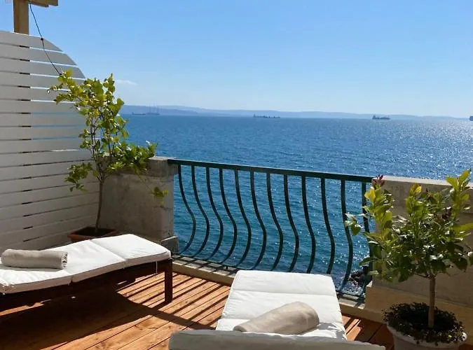 Hotel Villa Tergeste 3*